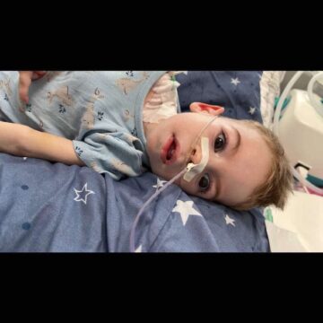 99adb4610765e97110f648eb08e8614a Bledoni i vogël ka nevojë për ndihmën tuaj, i duhen 31 mijë euro për t’u operuar në Turqi