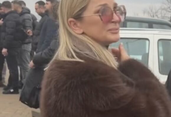 “Ahhh bre sa e vështirë me të thënë lamtumirë”, Ganja s’po mund ta përballojë humbjen e nipit