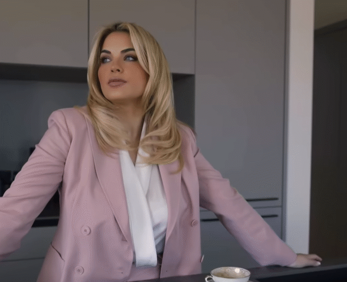 Kaq kohë pas ndarjes nga Blero, më në fund Afrona Dika jap lajmin e madh – shumë urime për të