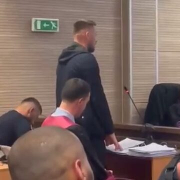 Fëmijë nuk pranuan të flasin me Naimin, vëllai i Liridonës i përloti të gjithë me fjalët që shpojnë shpirtin