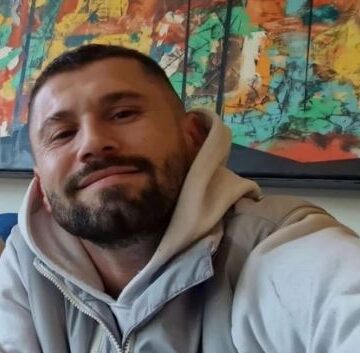 E dhimbshme sa më s’ka: Ja kur i jepet lamtumira e fundit vëllait të Egzonës, djalit që ia morën jetën