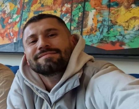 E dhimbshme sa më s’ka: Ja kur i jepet lamtumira e fundit vëllait të Egzonës, djalit që ia morën jetën