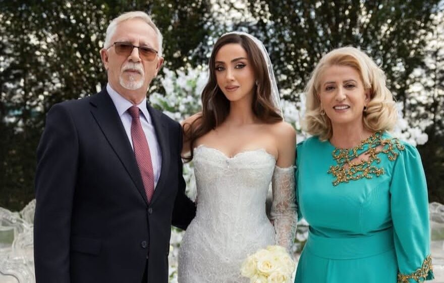 shkurtee Shkurte Fejza për herë të parë flet sa rëndë e pati me përcjellë sugaricën për tek burri, s’mund t’i ndalë lotët