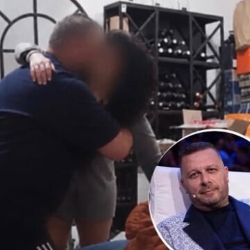 eli Eli Fara i paska pamjet më të ‘rënda’ nga krejt gratë e tjera, dalin VIDEOT e nxehta të 59-vjeçares në zyrë